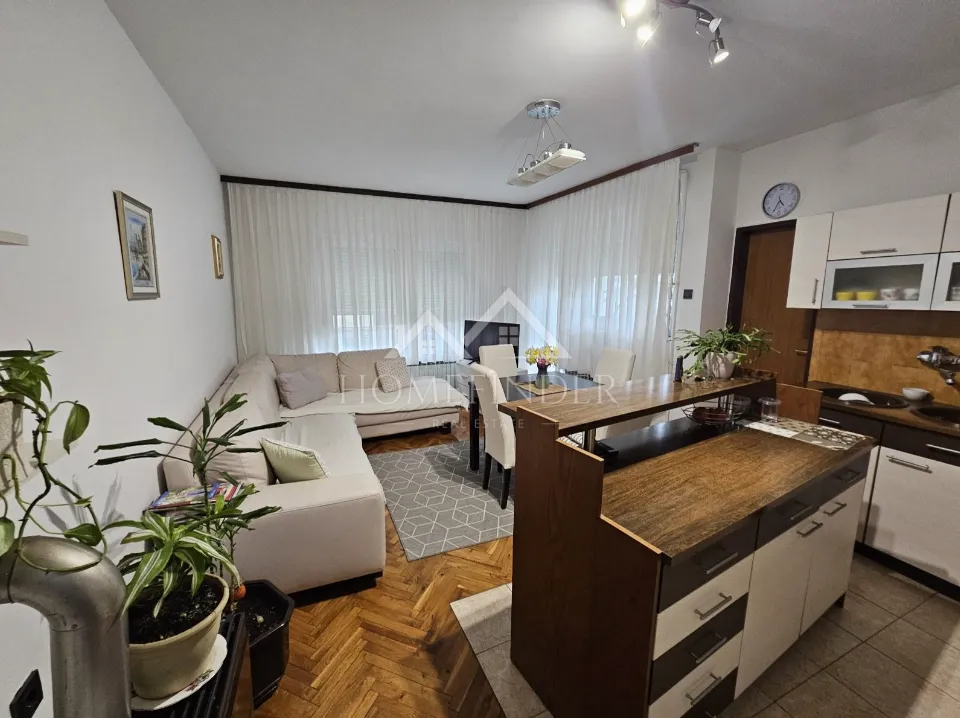 bjelovar centar, 385,00m2 - slika 14