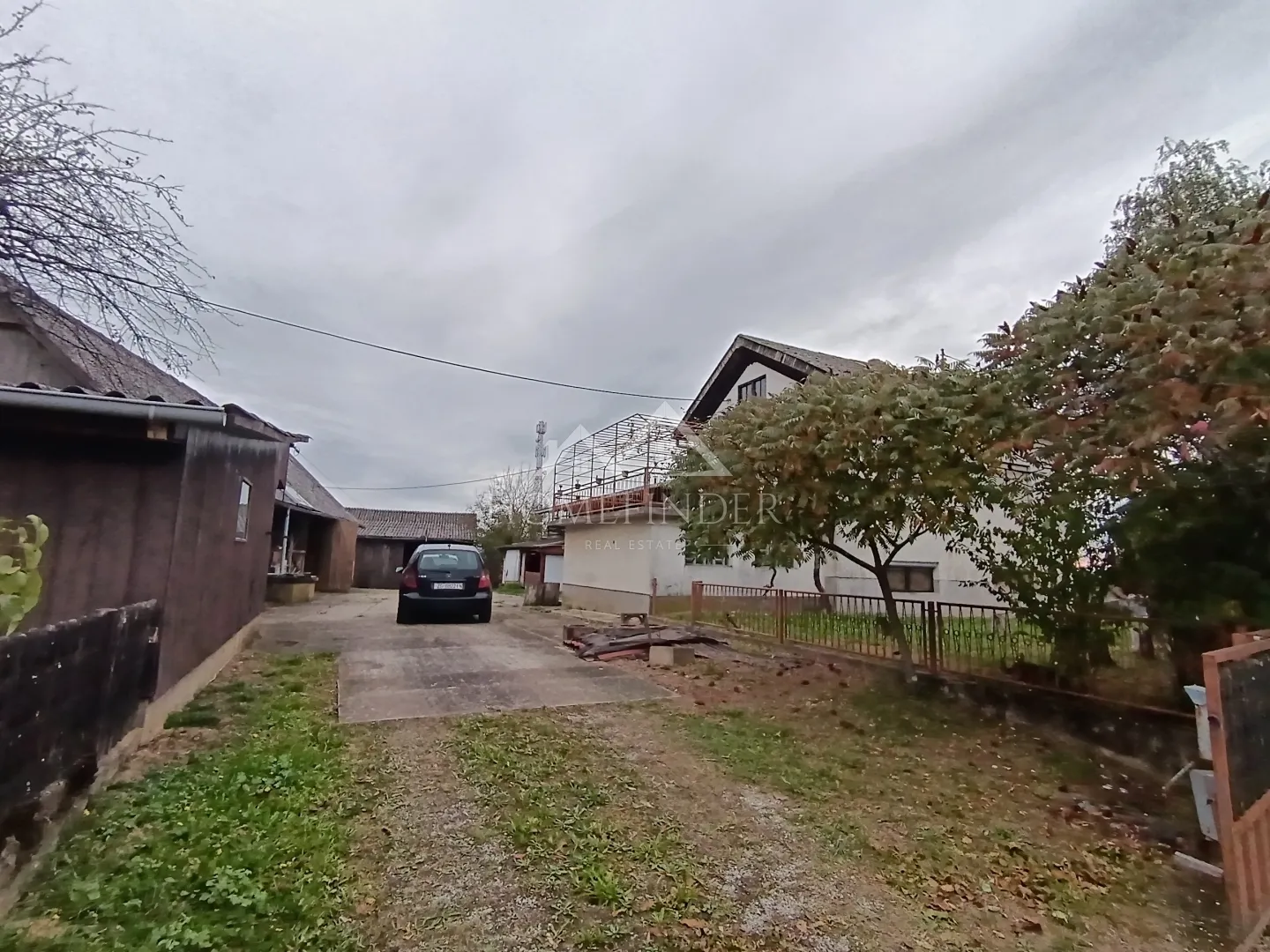 kuća za adaptaciju 260m2, pokupsko - slika 11