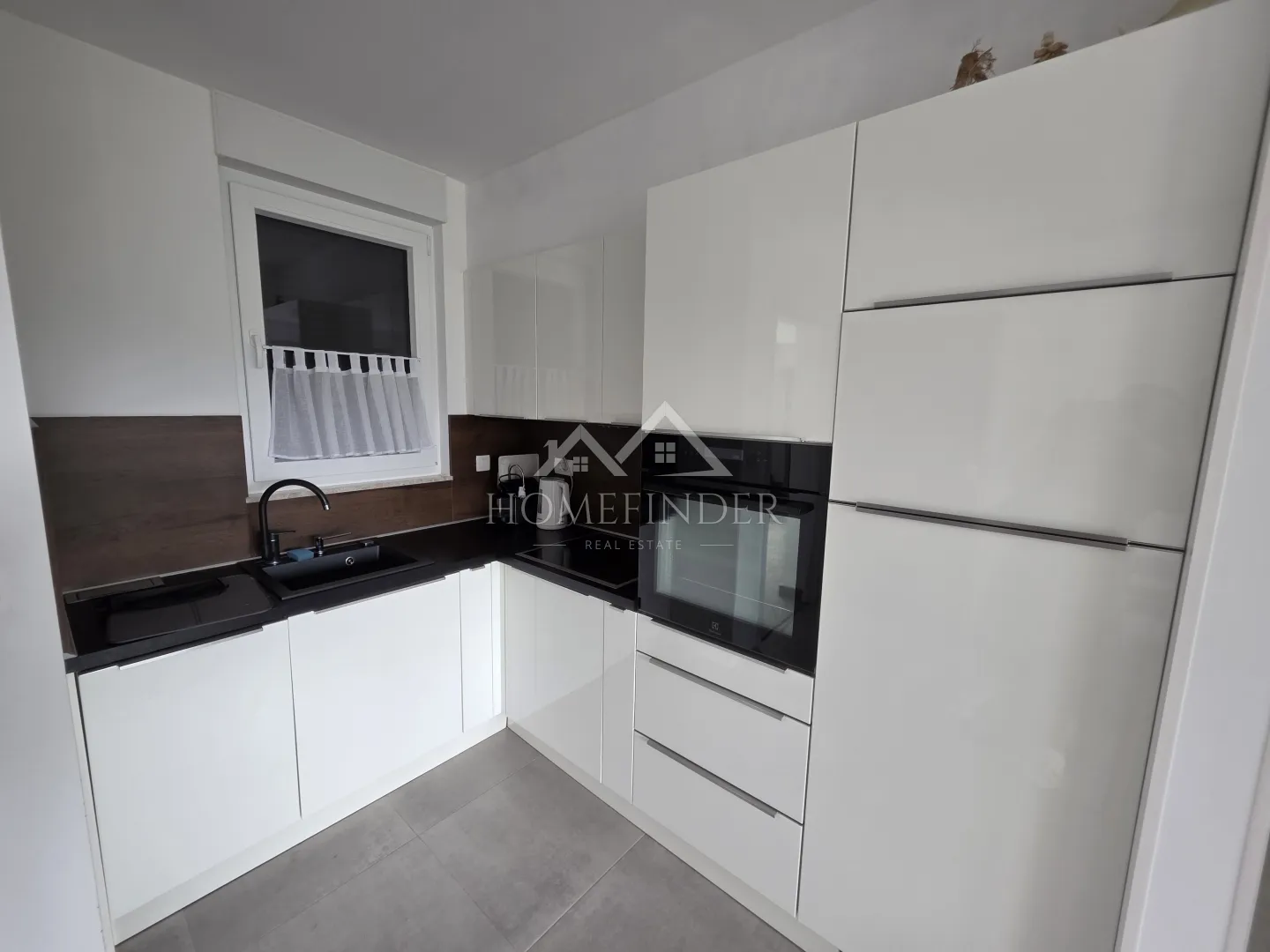 okrug donji - moderan dvosoban stan s pogledom - slika 3
