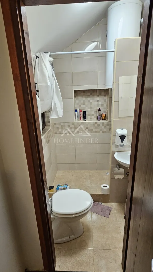 vikendica s preljepim pogledom i dvorištem, veliko trgovišće - slika 18