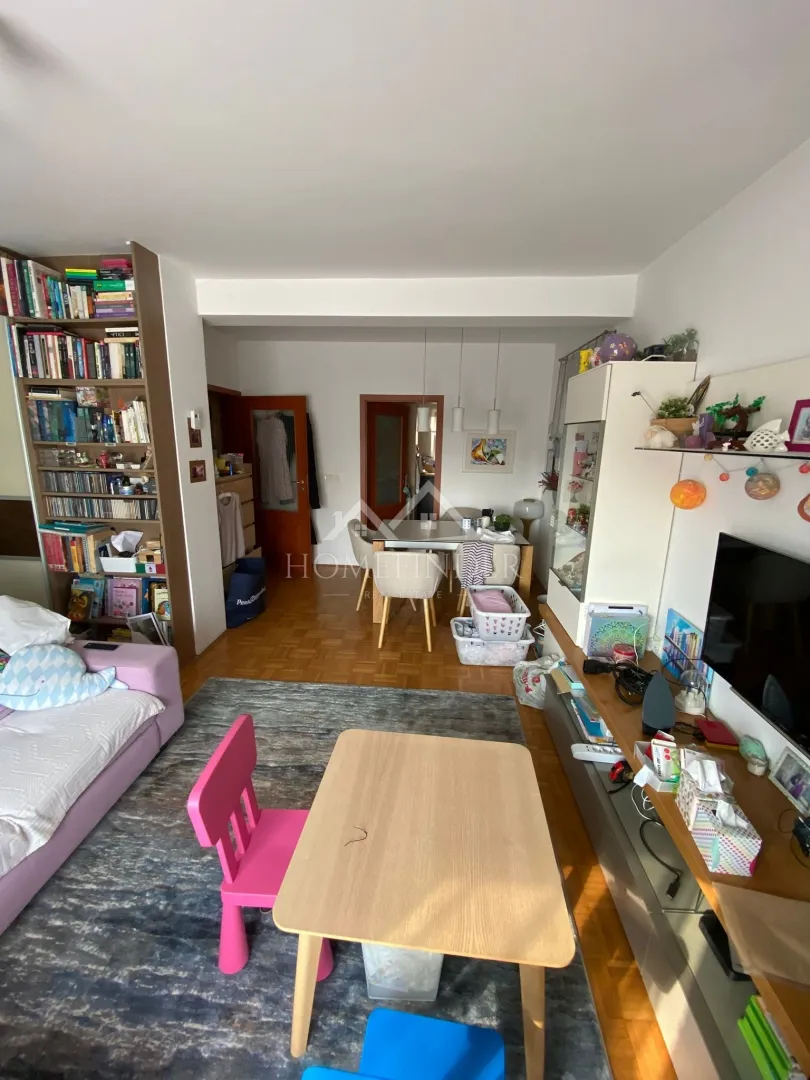kuća 398m², zagreb (vrapče) – tri stambene jedinice i dvorište - slika 5