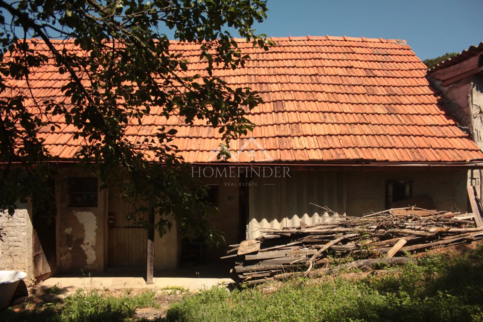 kuća 81m2, desinić - slika 30