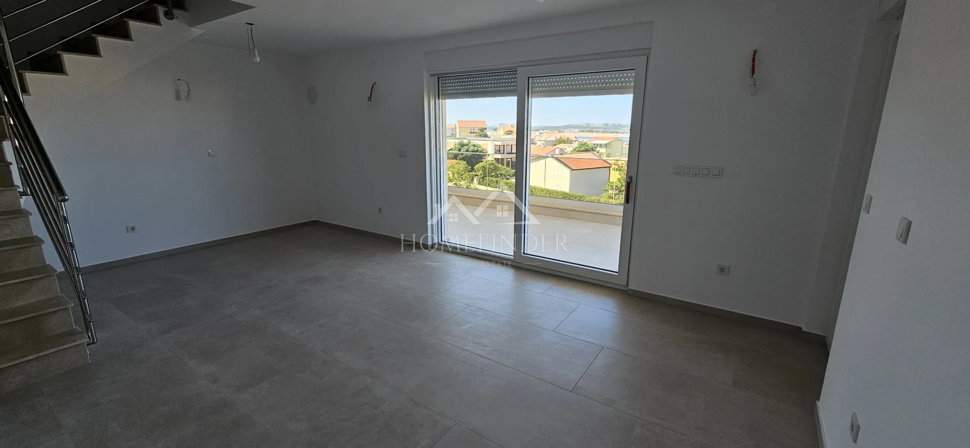 luksuzni dvoetažni penthouse s pogledom na more, 112m2, povljana, novogradnja - slika 10