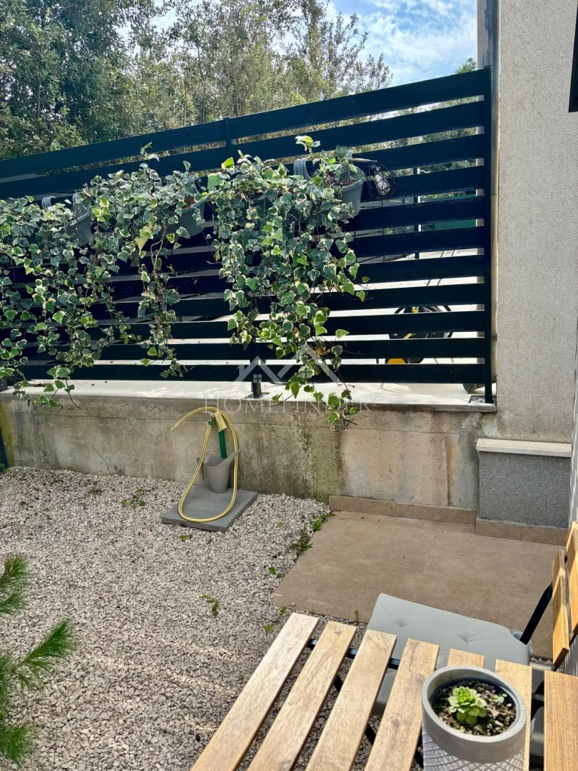 stan s vrtom, 3s, 90 m², 180 m od mora – petrčane - slika 24