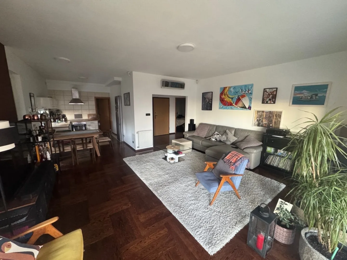 Prostrani stan, 107 m², (3S), Bukovac, Zagreb – s velikom terasom