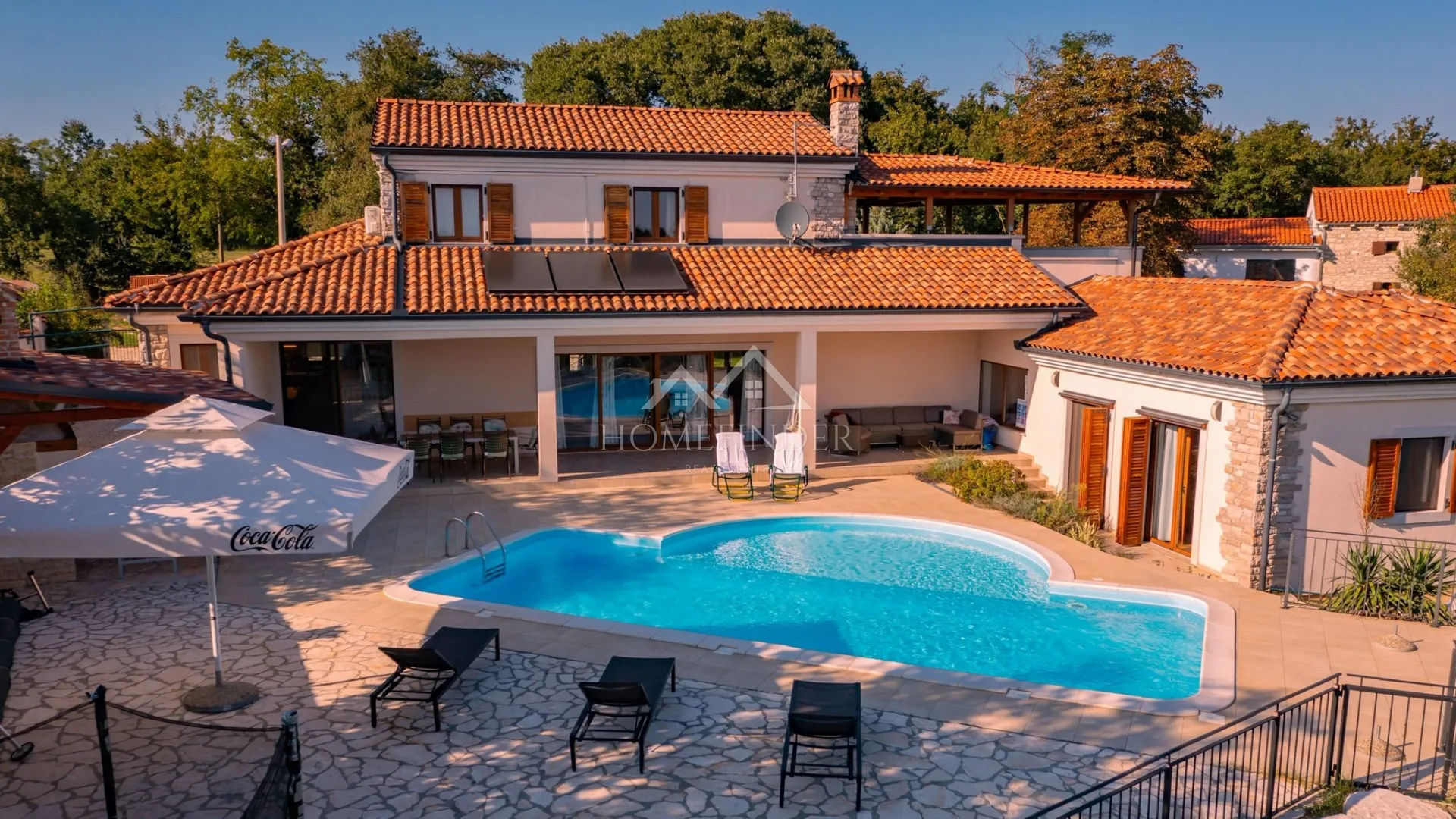 luksuzna vila s bazenom, privatnost, 398m2, žminj - slika 3