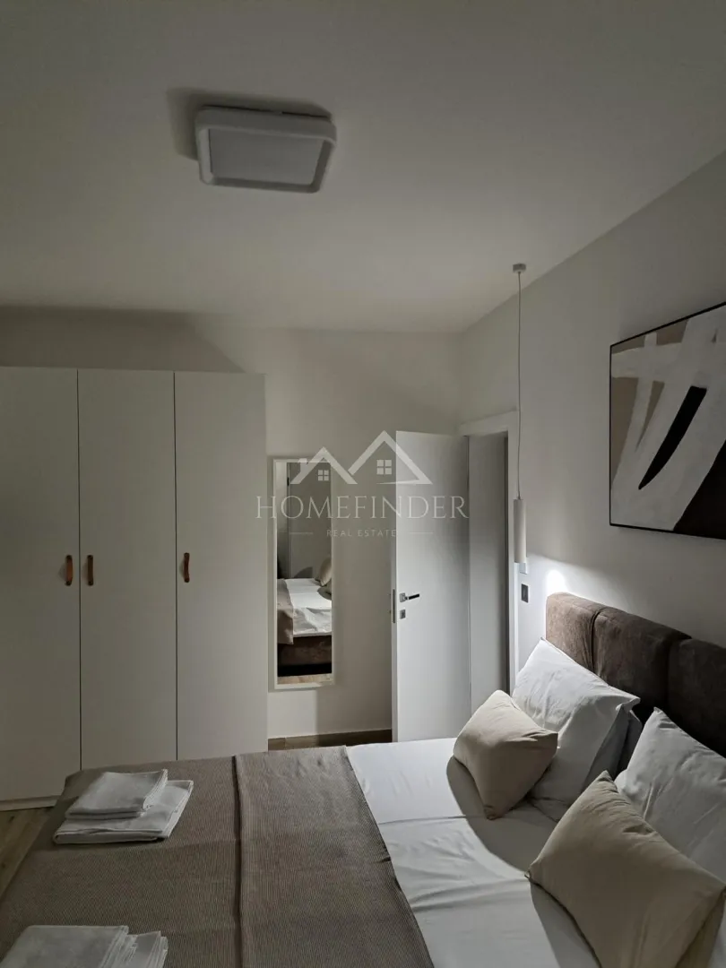 urbana vila s bazenom, (5s), 4 vpm, smart house 200 metara od mora - slika 31
