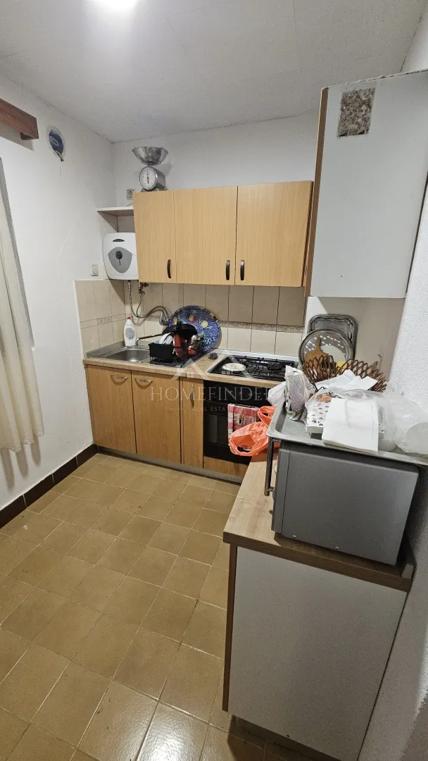 vikendica s preljepim pogledom i dvorištem, veliko trgovišće - slika 13