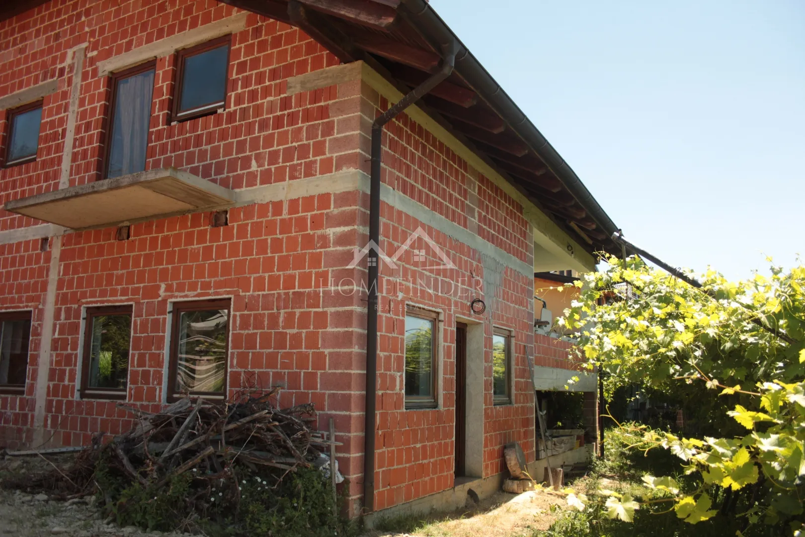 kuća 450m2, donja stubica - slika 14