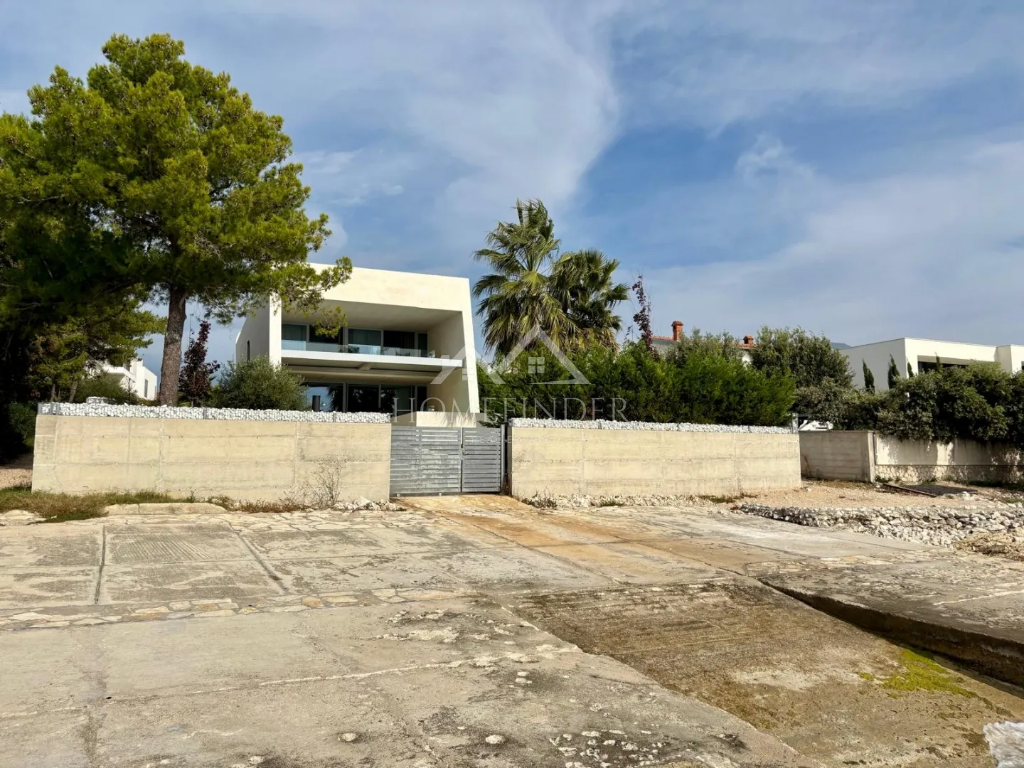stan s vrtom, 3s, 90 m², 180 m od mora – petrčane - slika 3