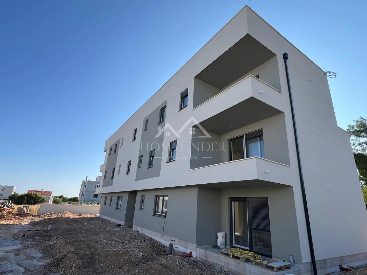 moderan stan s velikim vrtom, privlaka, 96m2, novogradnja - slika 2