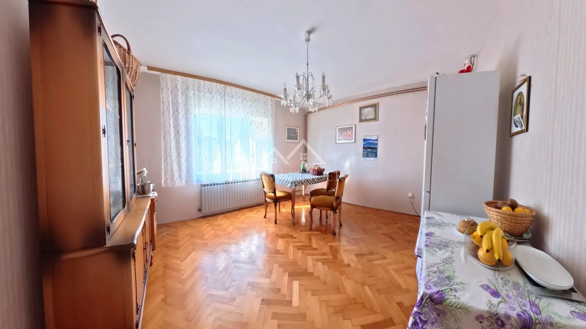 obiteljska kuća, 190m2, top lokacija, oroslavje - slika 14