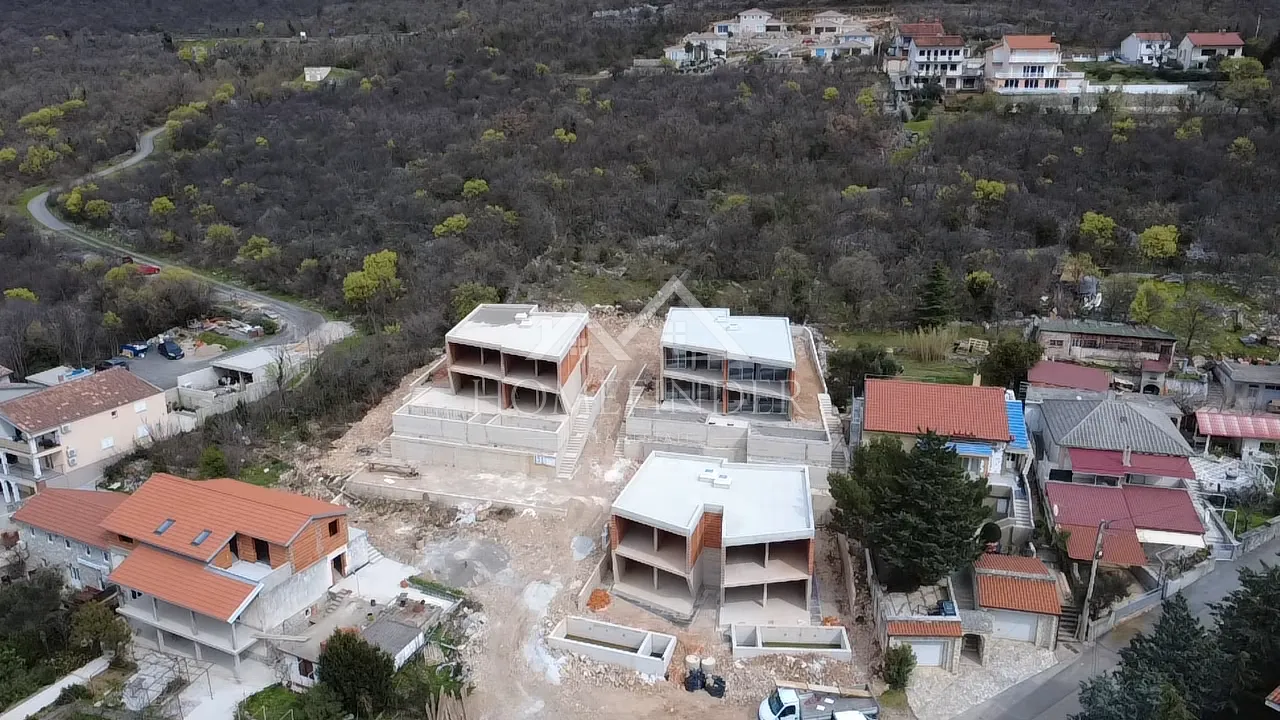 luksuzna dvojna kuća sa bazenom i pogledom, jadranovo, 135m2 - slika 11
