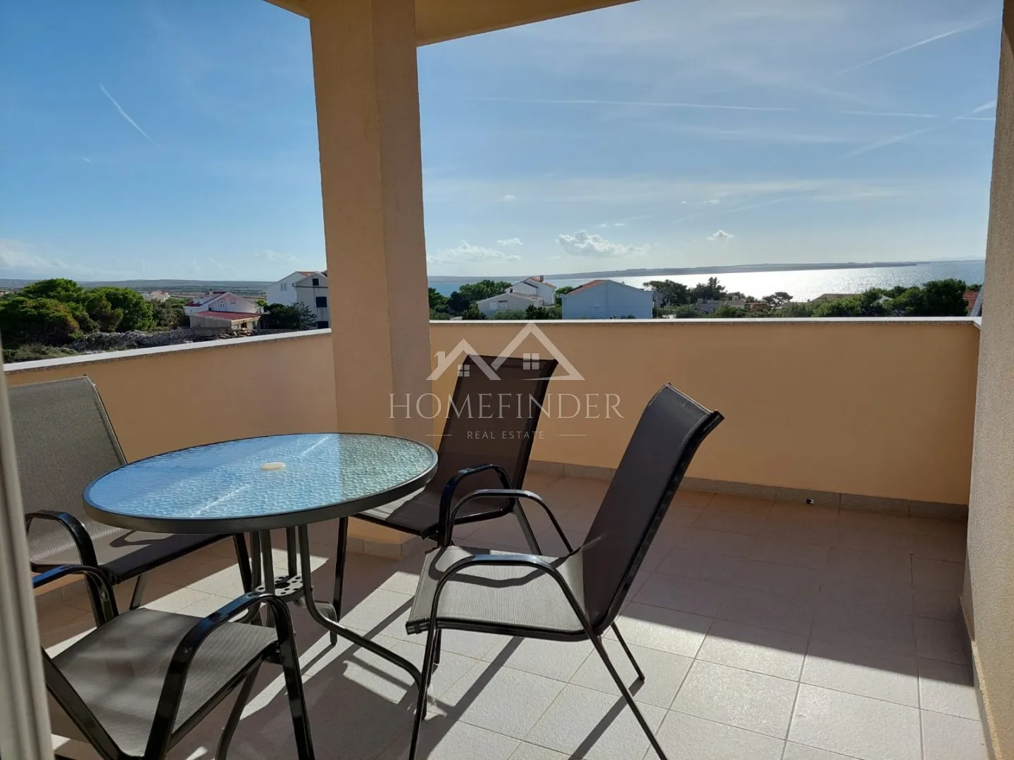 apartman sa 2 stambene jedinice, 134m², 120m od mora, košljun, pag - slika 2