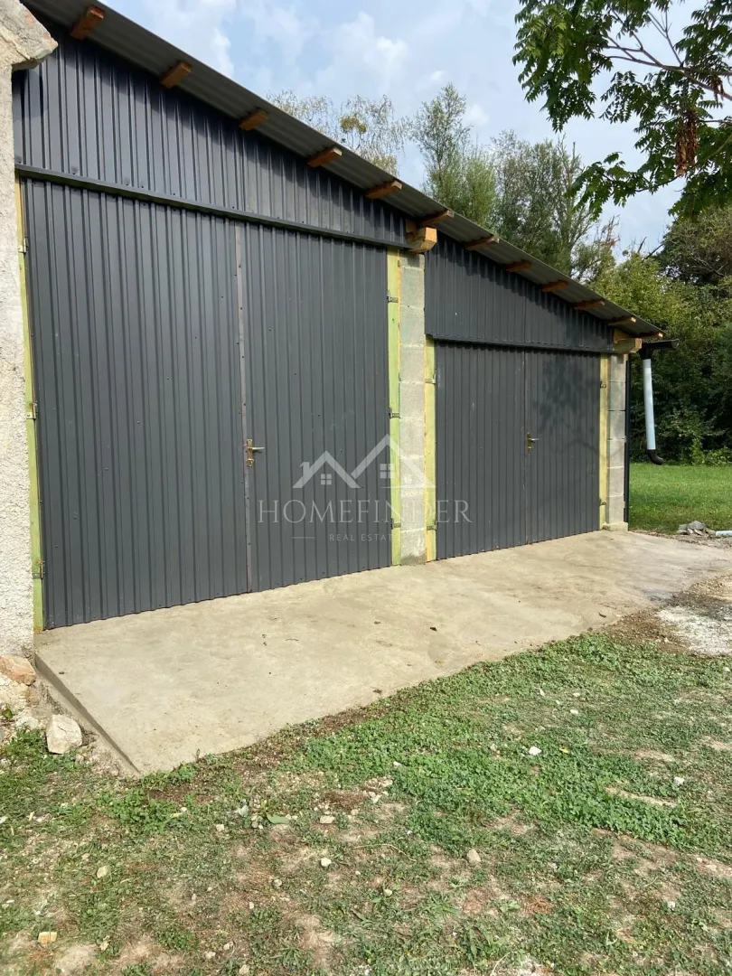 poslovna zgrada,hala 240m2 + uredi 750m2 - slika 9