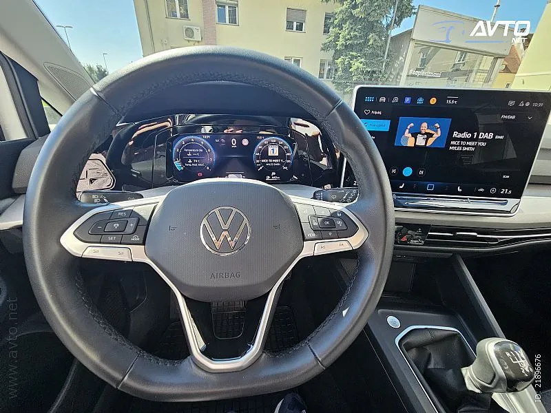 volkswagen golf variant 1.5 tsi life 110kw - slika 3