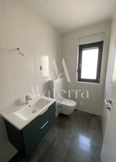 murter, stan 92m2 sa pogledom na more, 150m od plaže - slika 7