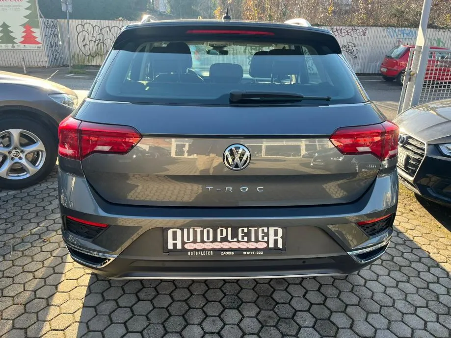 vw t-roc 1,0 tsi, navi, parking senzori i kamera 4x garancije! - slika 6