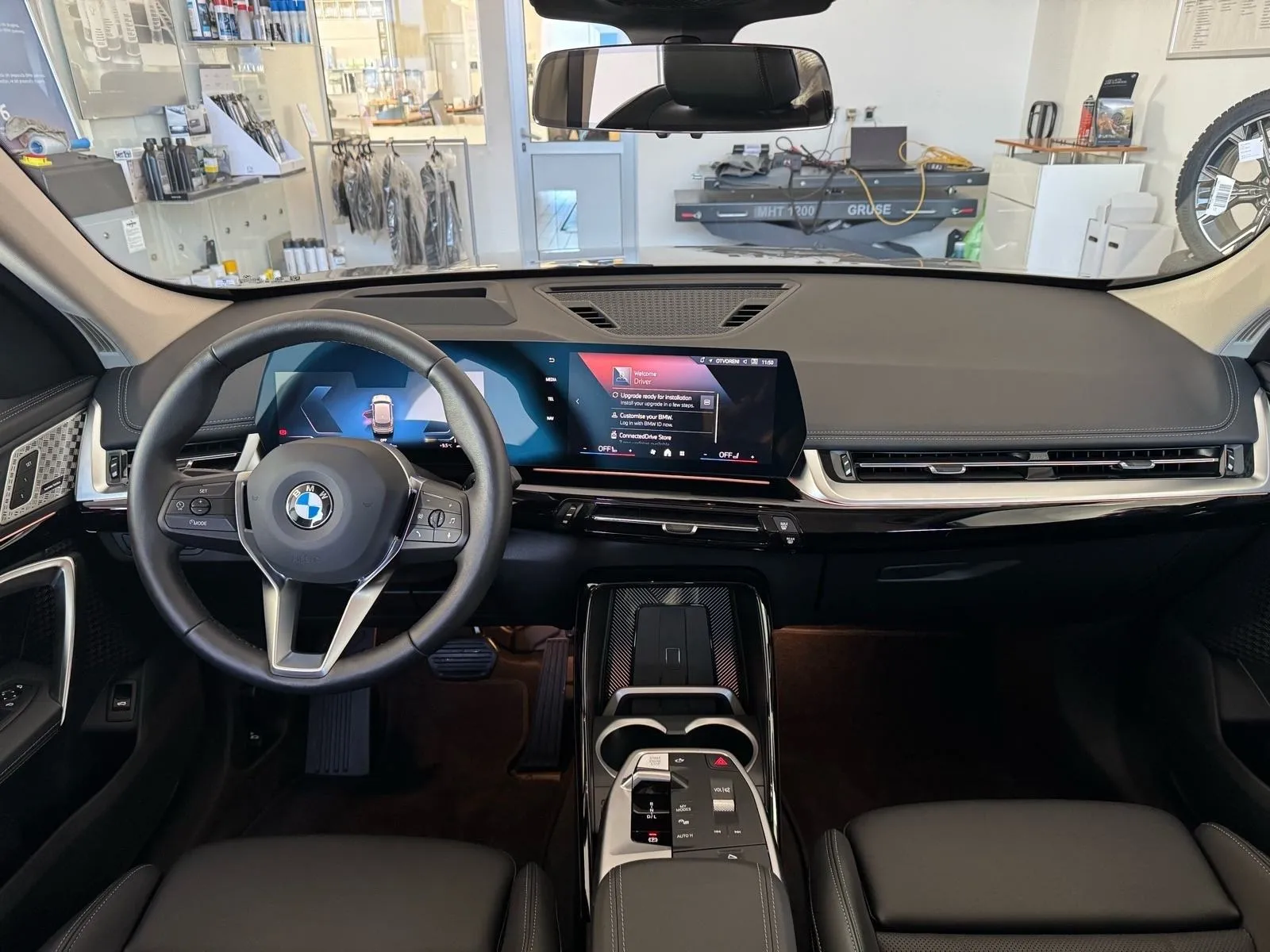 bmw x1 xdrive20d automatik x line - slika 10