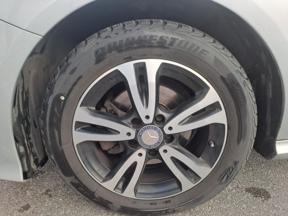 mercedes-benz b-klasa 180 cdi,80kw, navi,kamera - slika 19