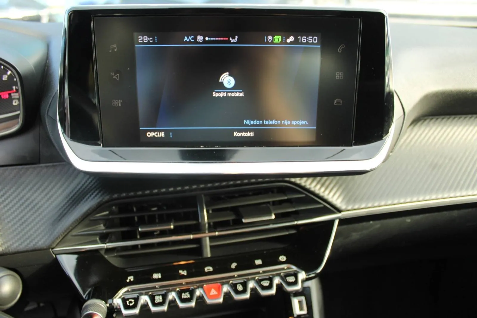 peugeot 208 1.5 hdi *navigacija* - slika 19