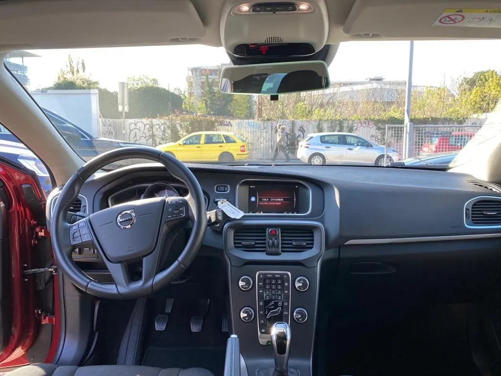 volvo v40 2.0 d kinetic, navi, park kamera, 4x garancija! - slika 15