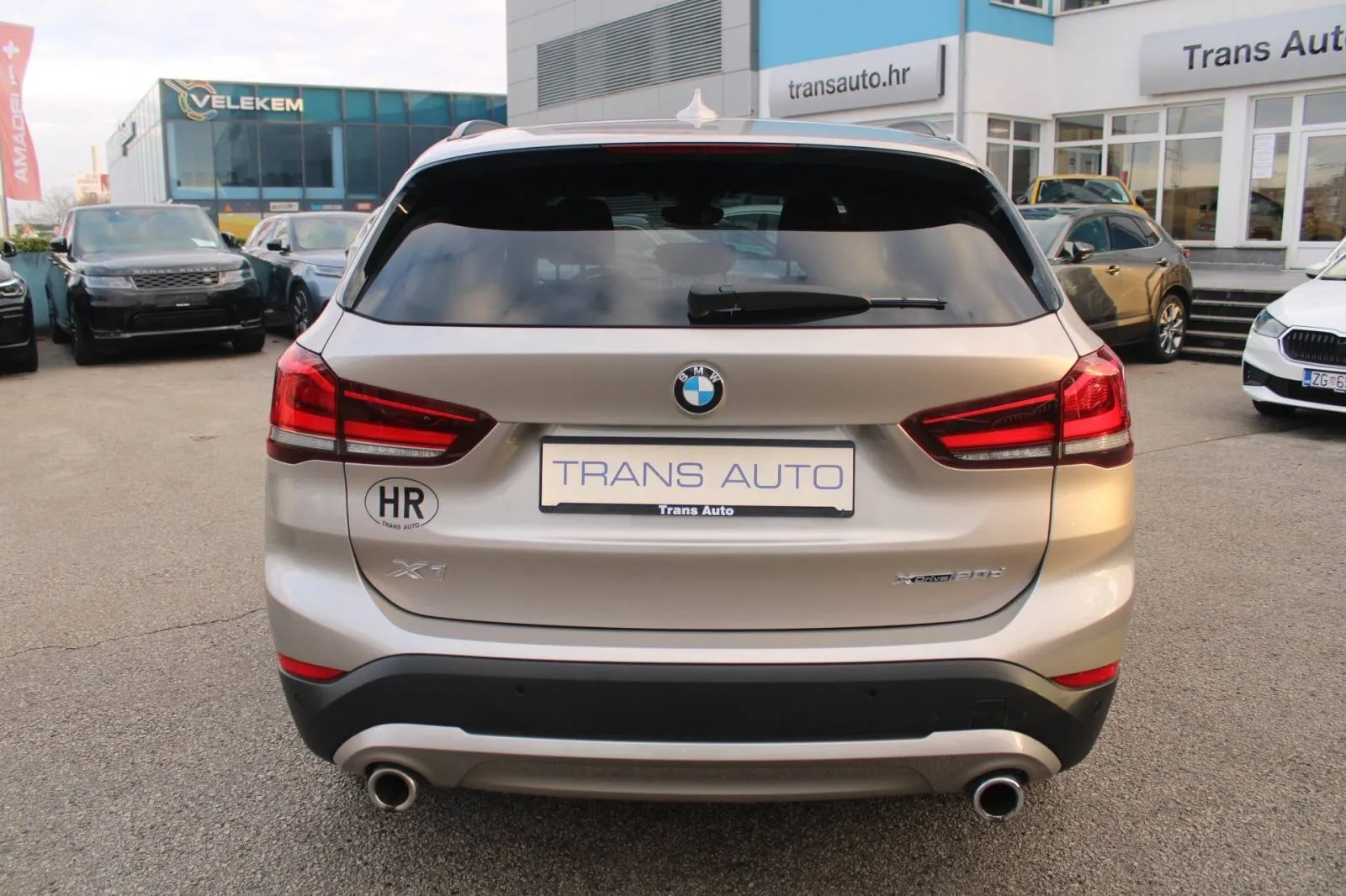 bmw x1 20d xdrive automatik *led, navigacija* - slika 6