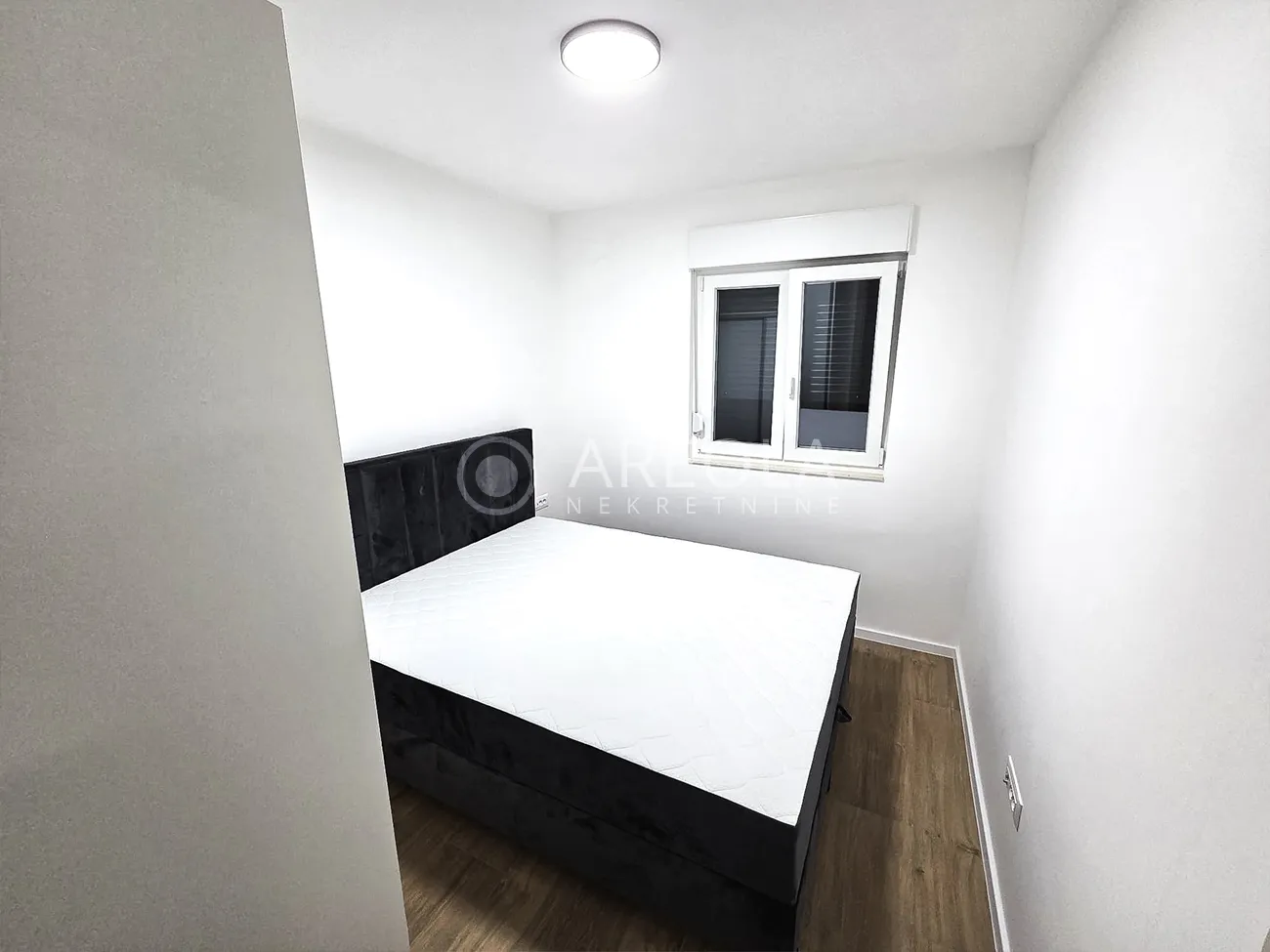 kaštel štafilić - novogradnja, dvosoban stan s parkirnim mjestom! - slika 9