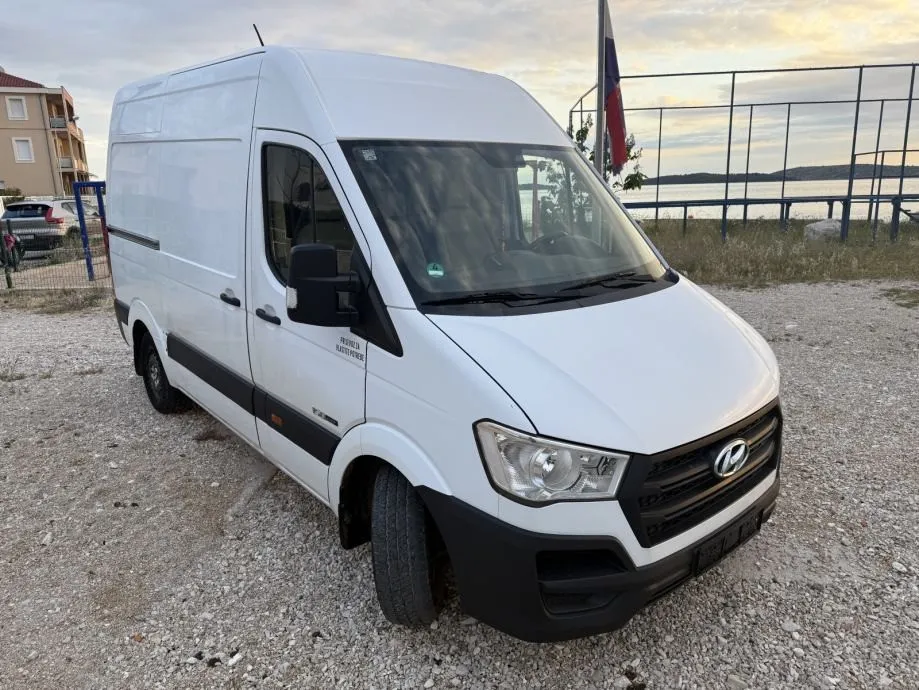 Hyundai H350 2.5 CRDi L3H2 – 12.000 € + PDV, 2017 god. - Šibenik