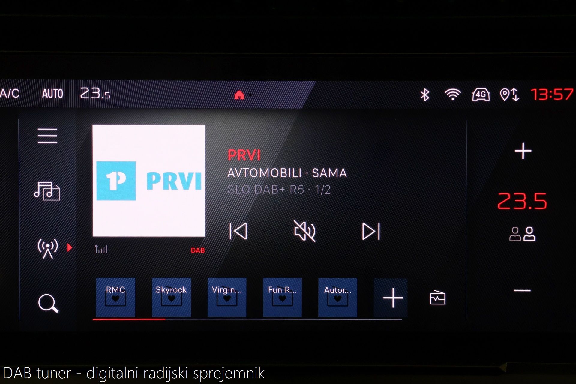 peugeot 308 sw 1.5bluehdi at8 130km full led virtual cockpit - slika 14