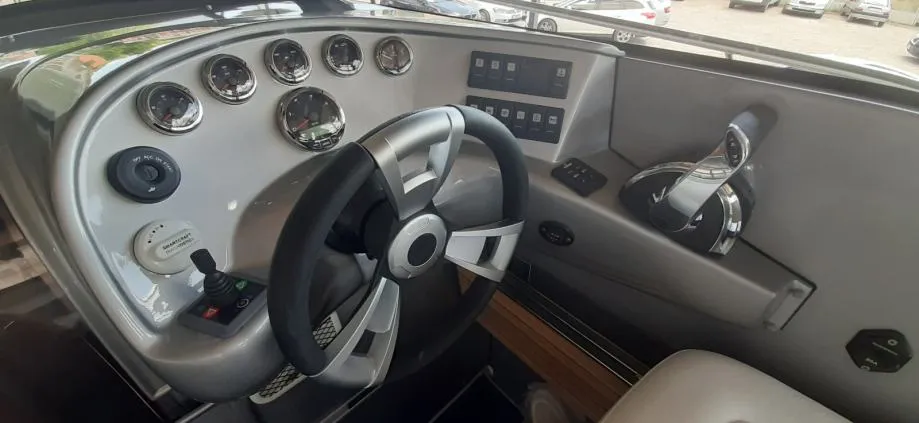 charter motorne jahte mirakul 30 - slika 16