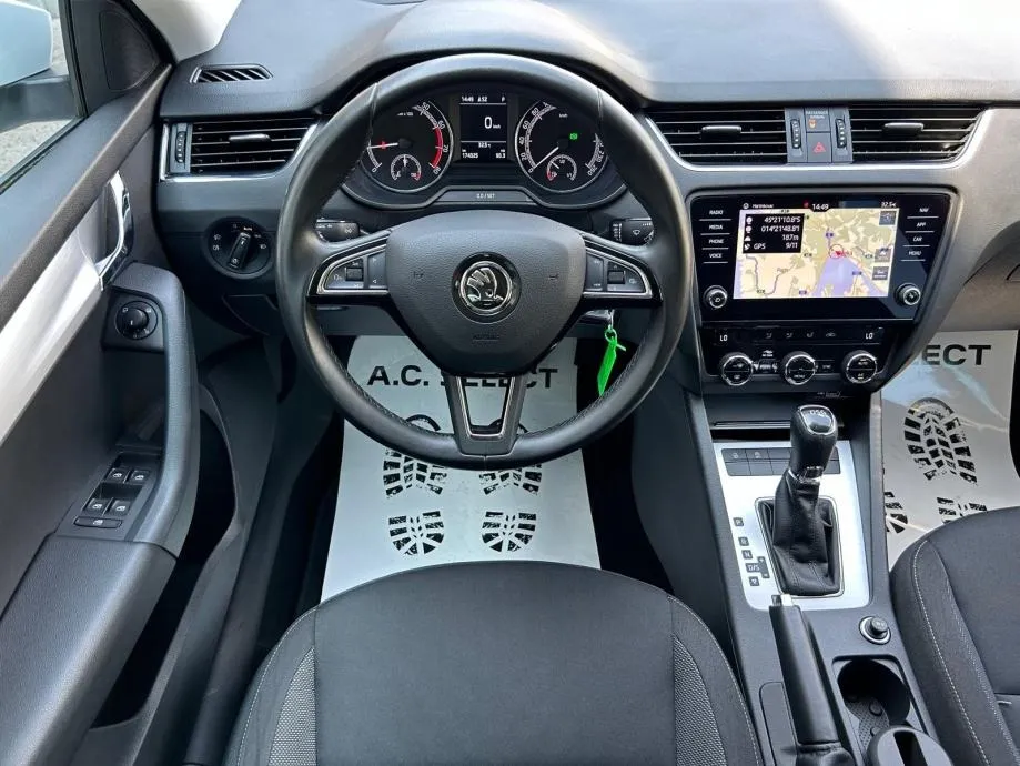 škoda octavia sw dsg - 2019 - navi - led - servis - reg 1 god !!! - slika 17