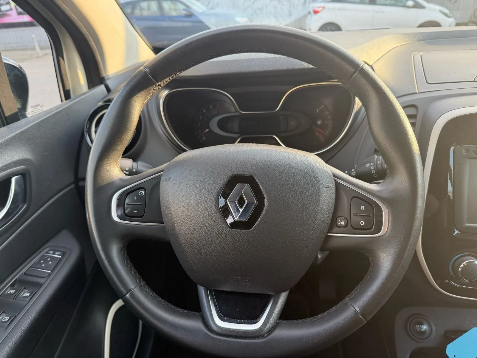 renault captur 0.9 tce, navi, klima, 4x garancija!!! - slika 10