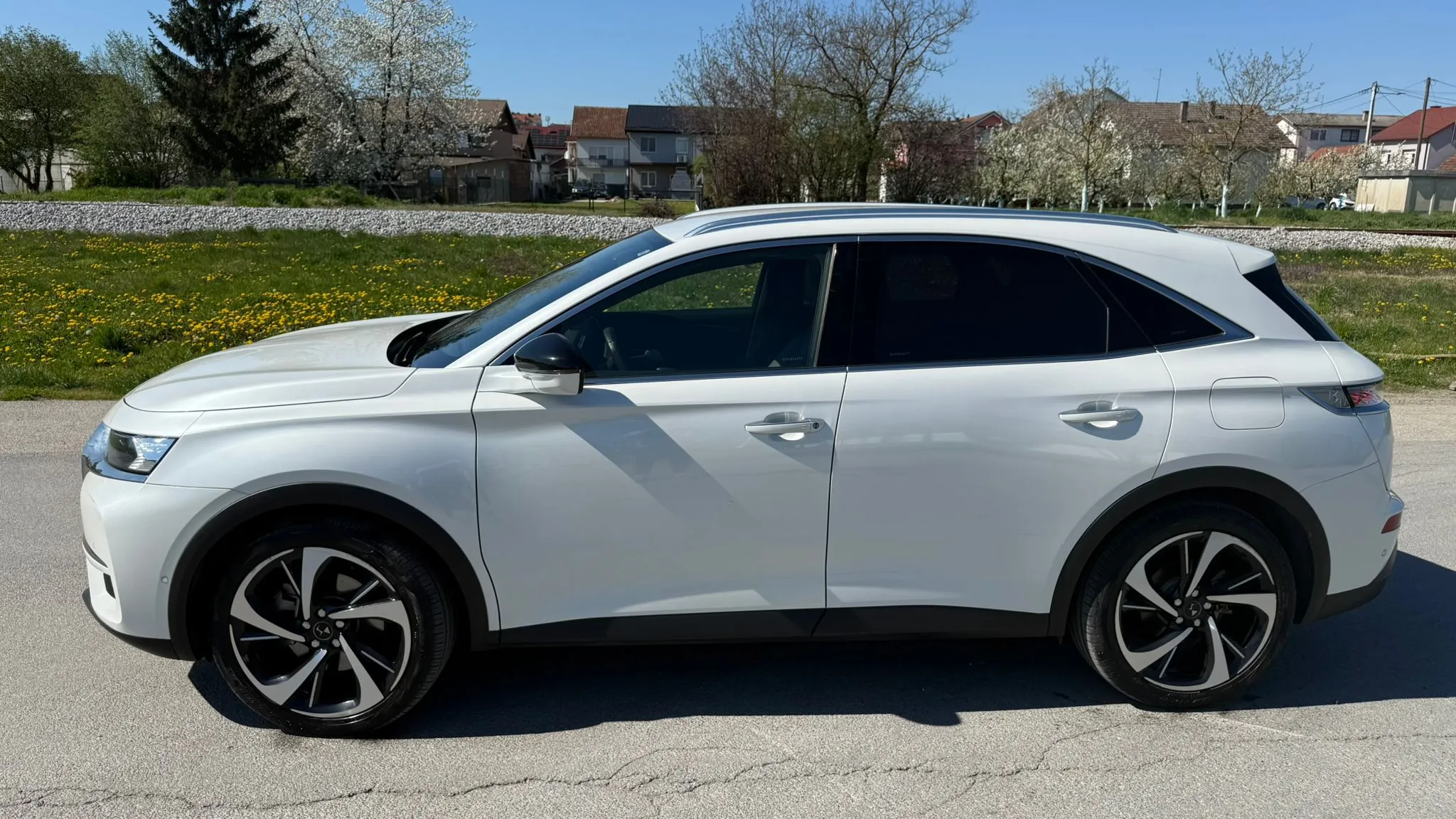 ds7 crossback e-tense 225, rivoli, samo 33.000km, kao nov - slika 3