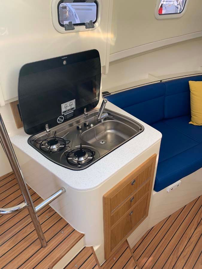 unutarnji motor orkeny pilot house 25 - slika 12