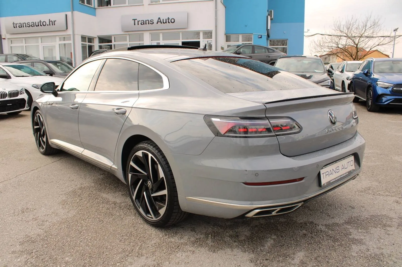 vw arteon 2.0 tdi dsg r-line *panorama, led, kamera, navigacija* - slika 7