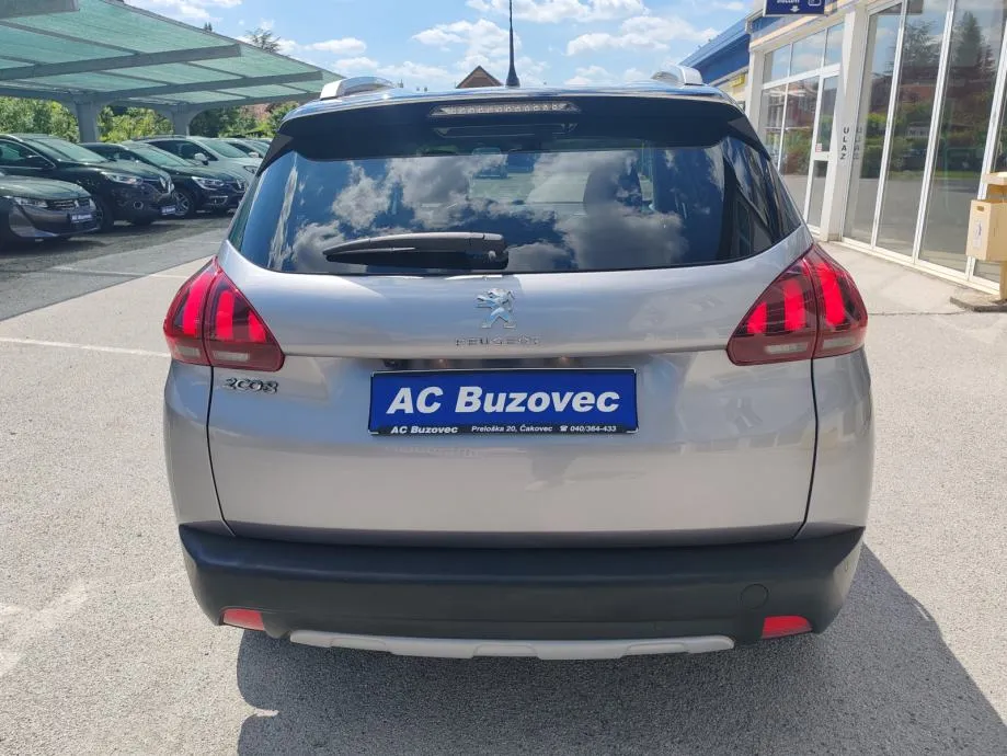 peugeot 2008 1,2 puretech - slika 8