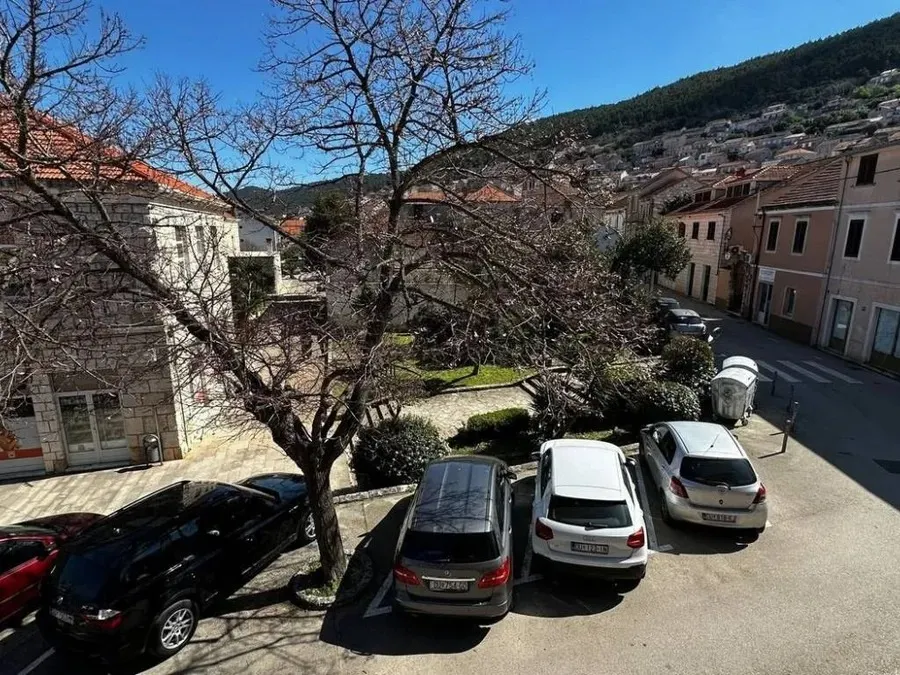 kuća na prodaju - blato - slika 6