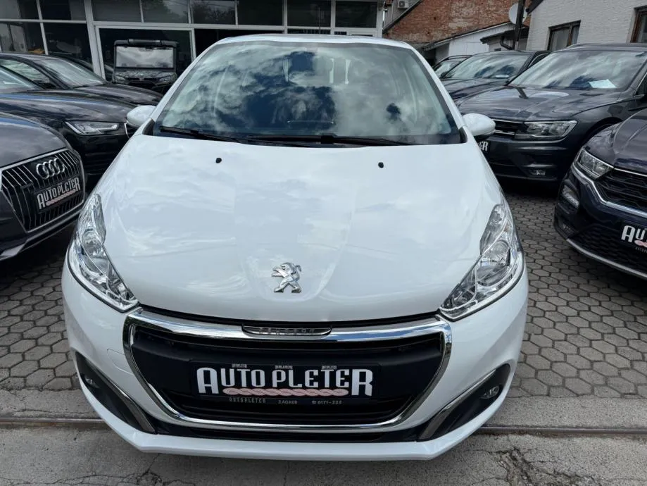 peugeot 208 1,5 bluehdi, navi, klima, tempomat, 4x garancija!!! - slika 11