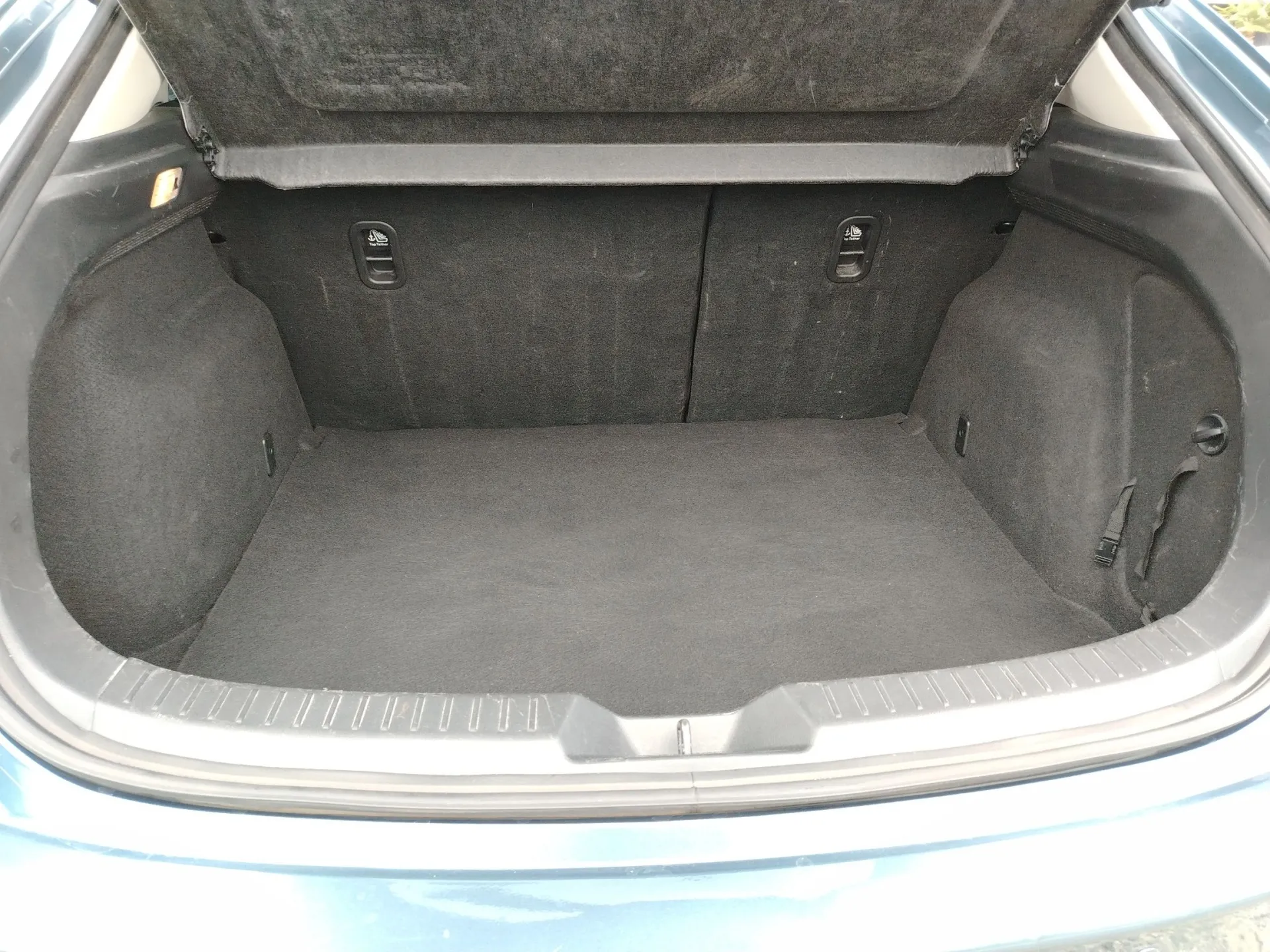 mazda 3 2.2 cdti sport at - slika 12