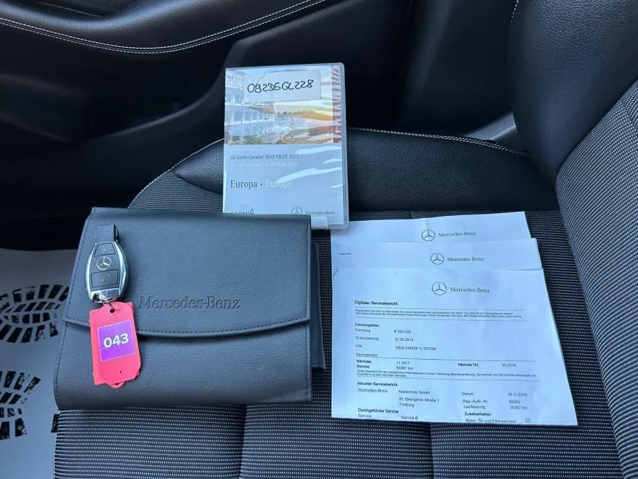 mercedes-benz b200cdi - 2015 - 120000km - servisna - garancija - reg1g - slika 20