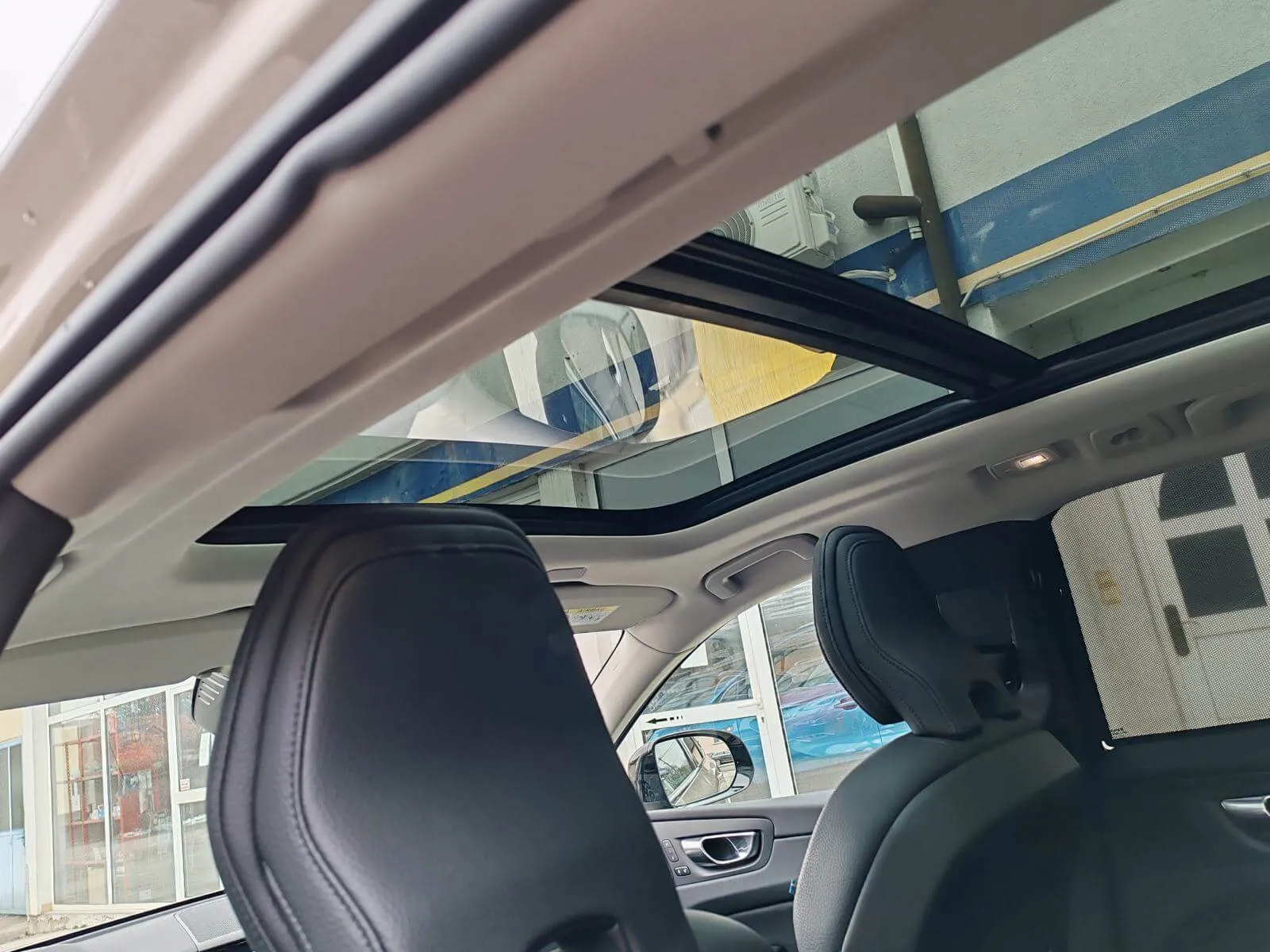 volvo xc60 b4 - slika 2