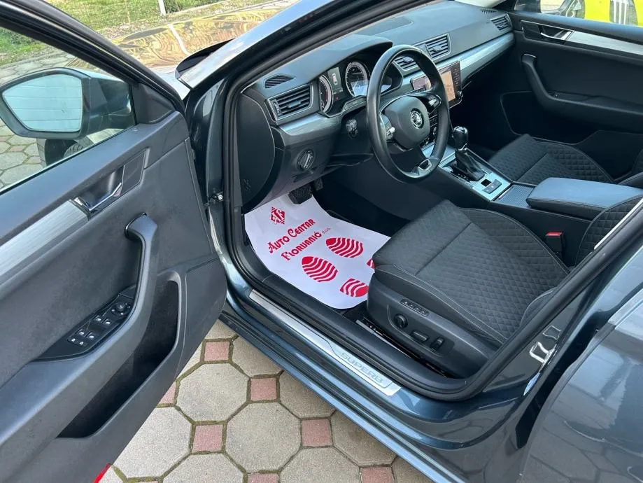 škoda superb combi 1.6 tdi dsg 2020.,reg:24.6.2026.,grij sjed, navi... - slika 10