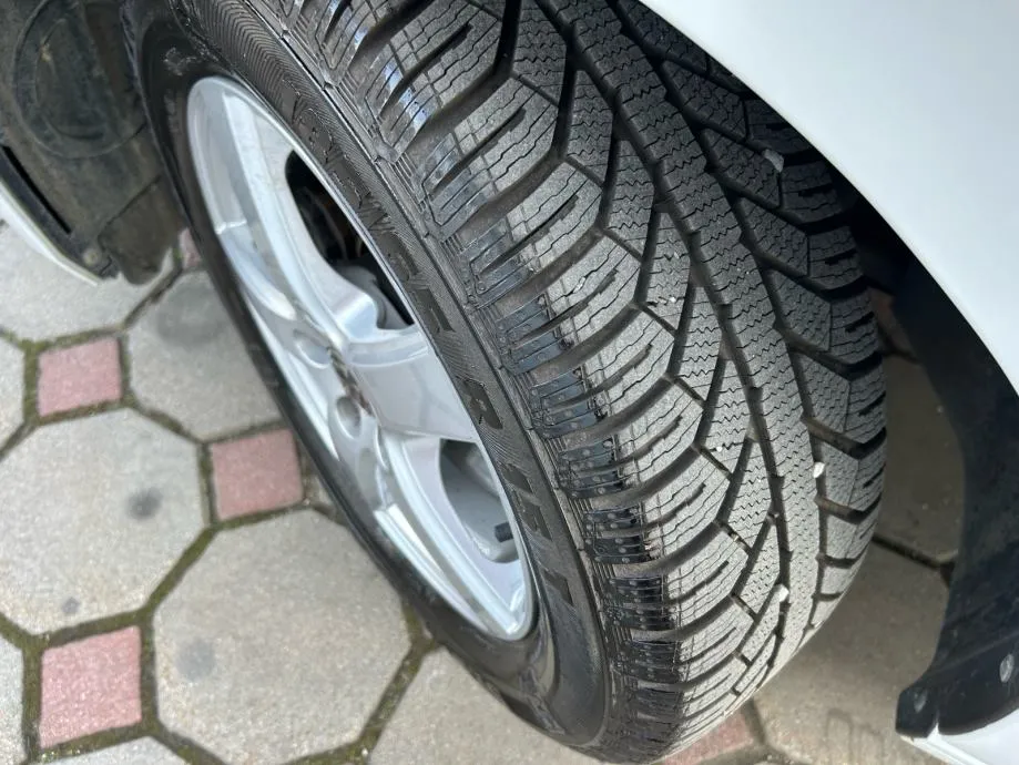 vw polo 1,6 tdi 2019.,hr vozilo, temp, led, front assist, 5-vrata... - slika 18