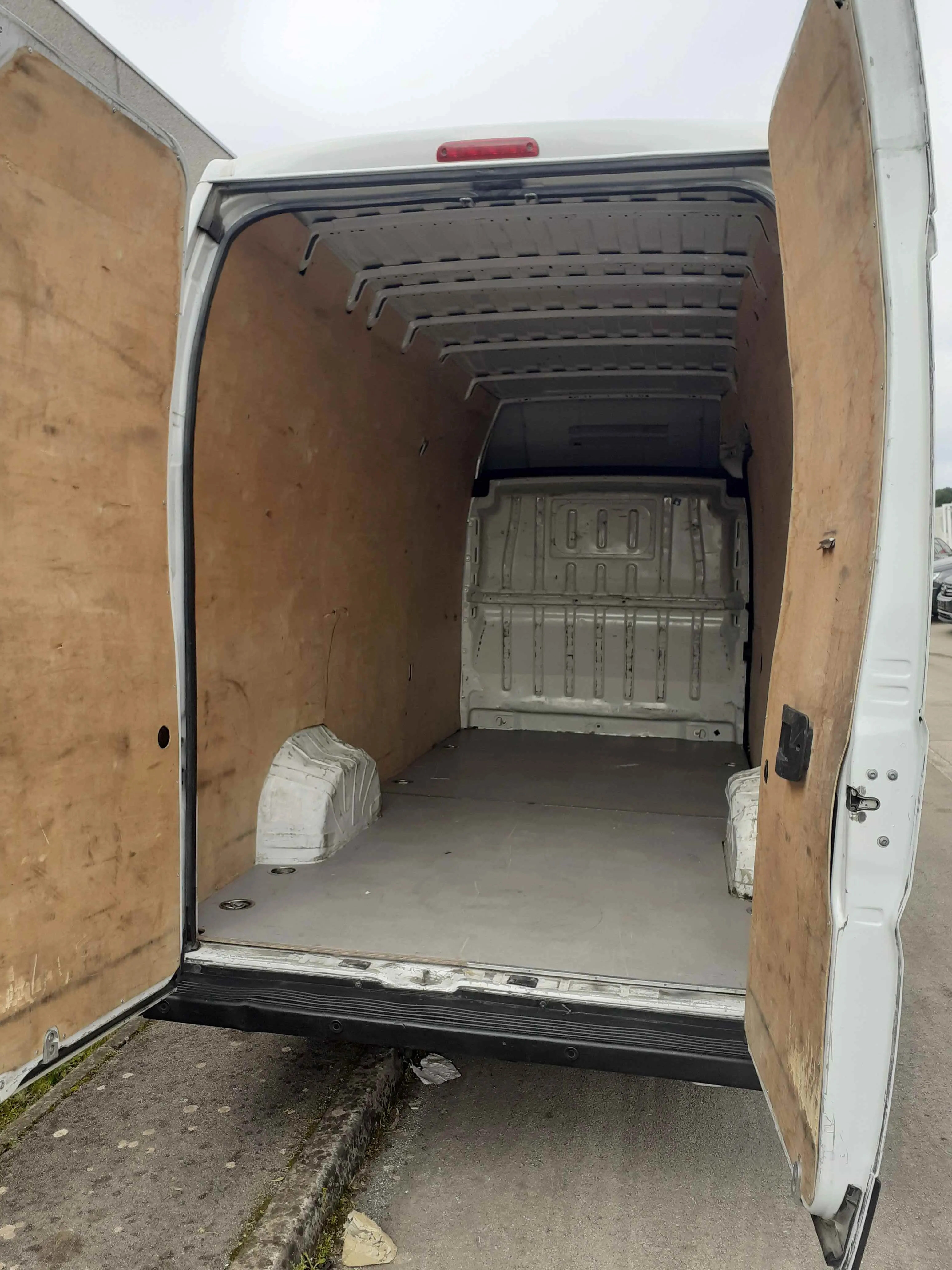 peugeot boxer 2.2 hdi, l4h3, 2023., novi motor i mjenjač, reg. 03/2027 - slika 12