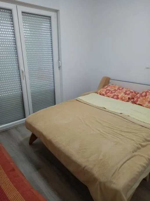 vir, novi stan na prvom katu(94m2), 300 metara do plaže (prodaja) - slika 5