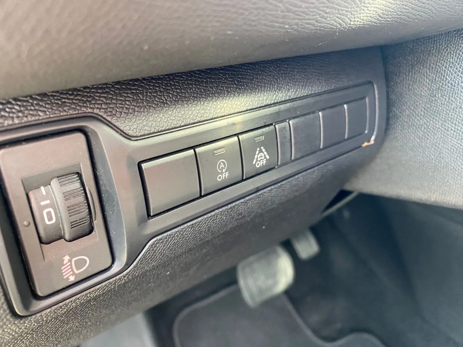 peugeot 308 sw 1,5 bluehdi automatik, navi, tempomat, 4x garancija! - slika 11
