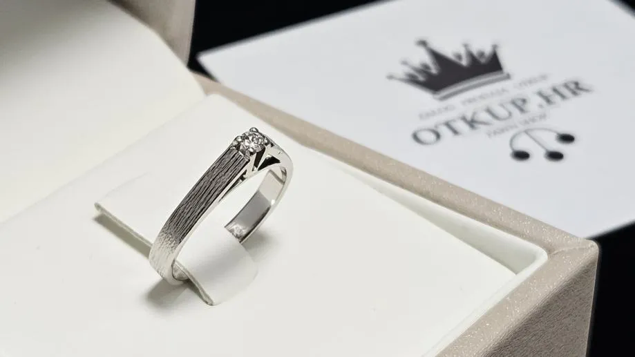 zlatni prsten s dijamantom 0.06ct 14k / r1, rate ! - slika 4