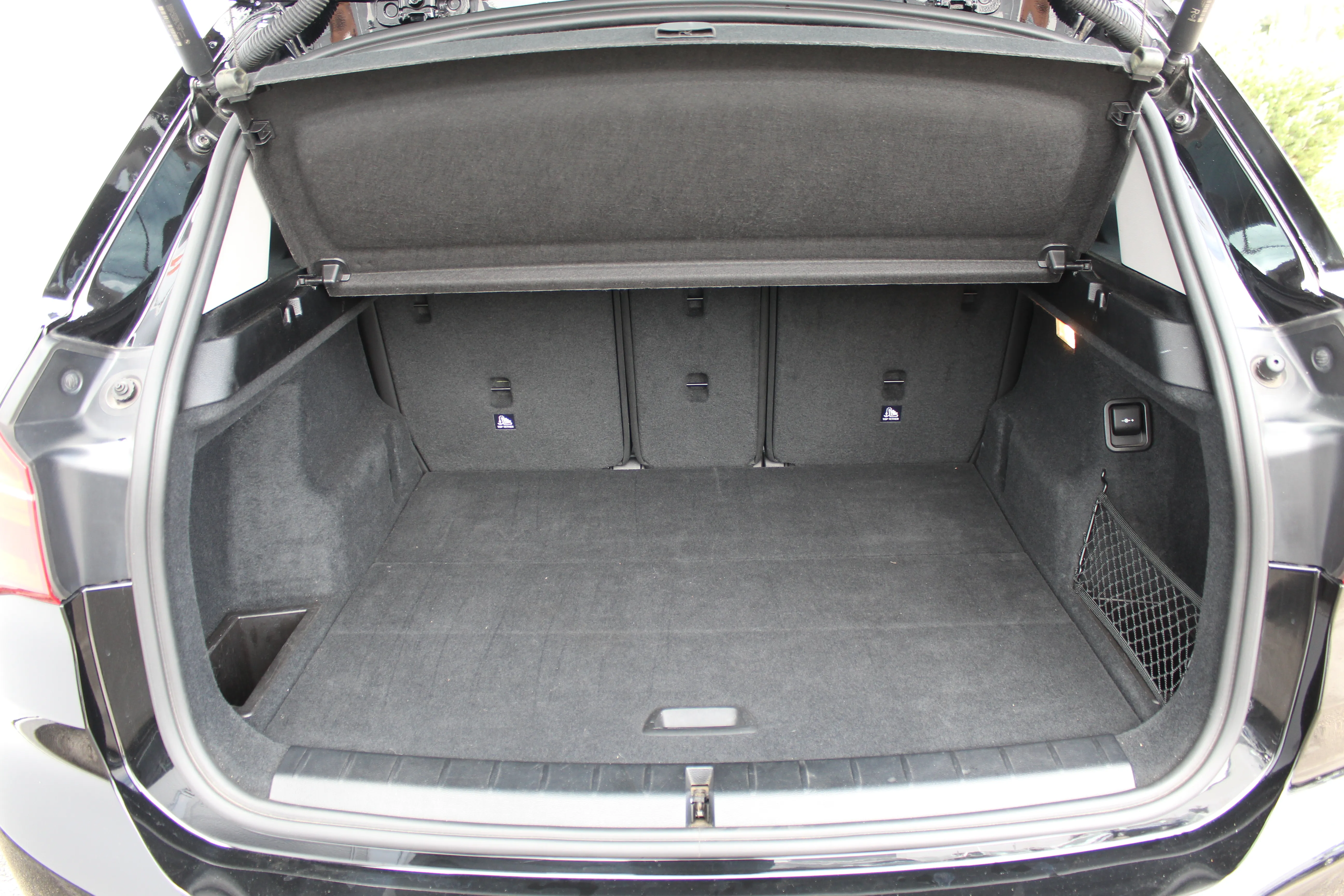 13225 bmw x1 sdrive 18 d - slika 15