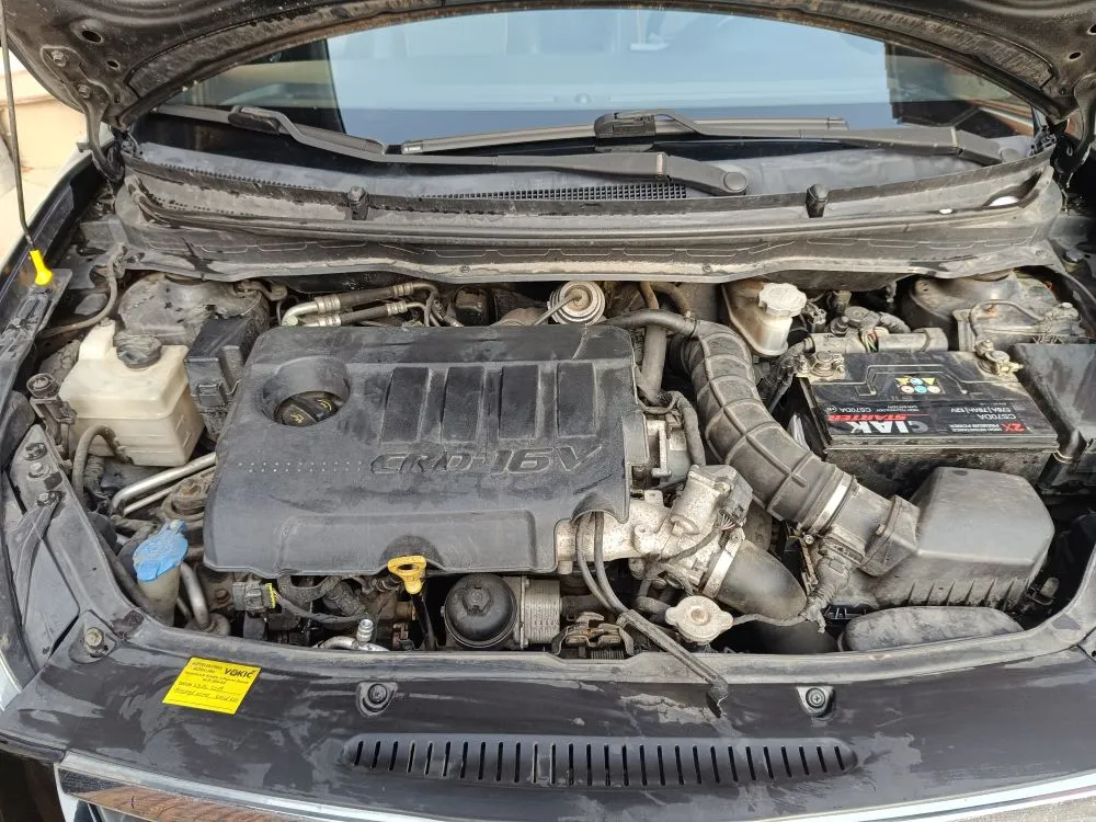 hyundai i20, 2009.g., 1.6 crdi - slika 14